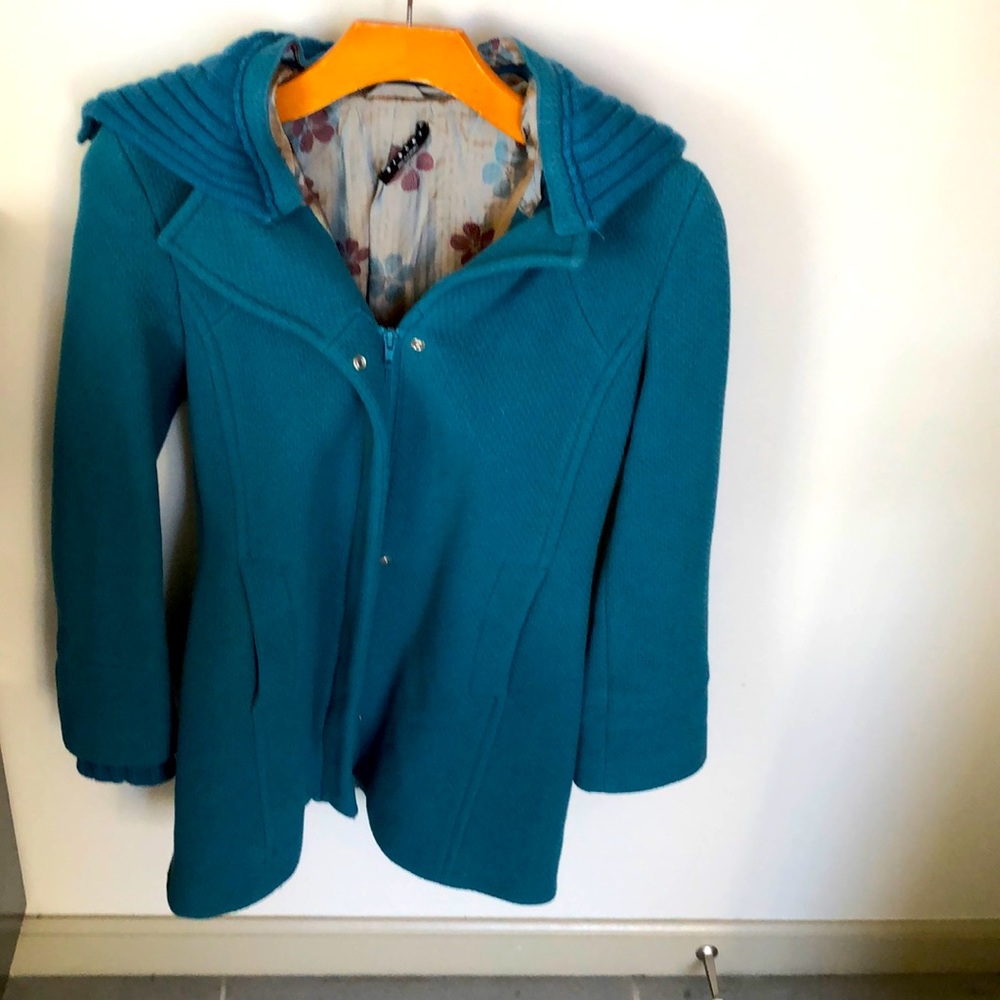 Sisley Coat turquoise color size 40